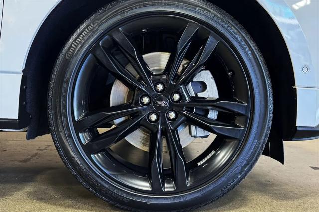 2021 Ford Edge ST