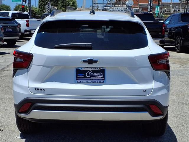 2026 Chevrolet Trax FWD LT