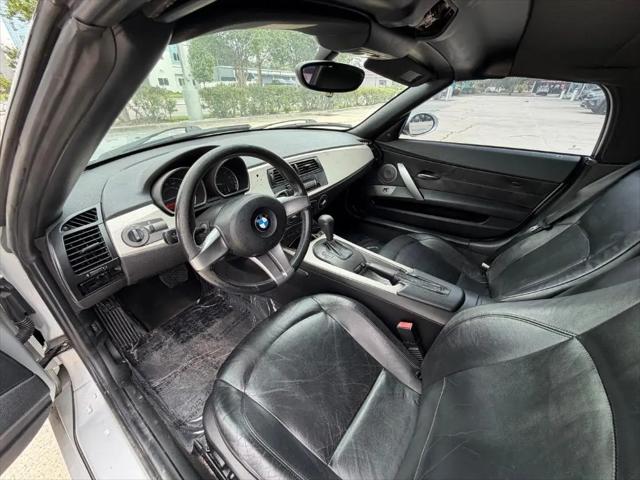 2003 BMW Z4 2.5i