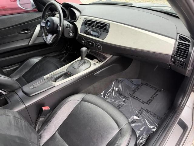 2003 BMW Z4 2.5i
