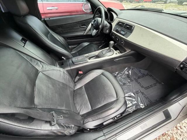 2003 BMW Z4 2.5i