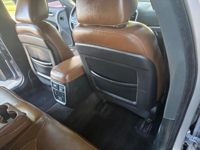 2018 Chrysler 300 Limited