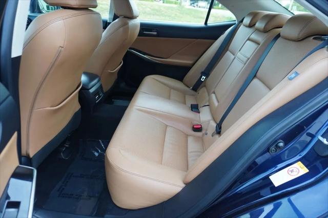 2017 Lexus IS 200t IS Turbo
