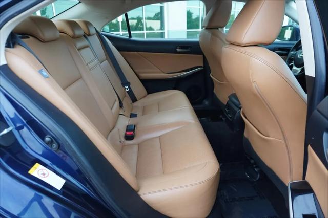 2017 Lexus IS 200t IS Turbo