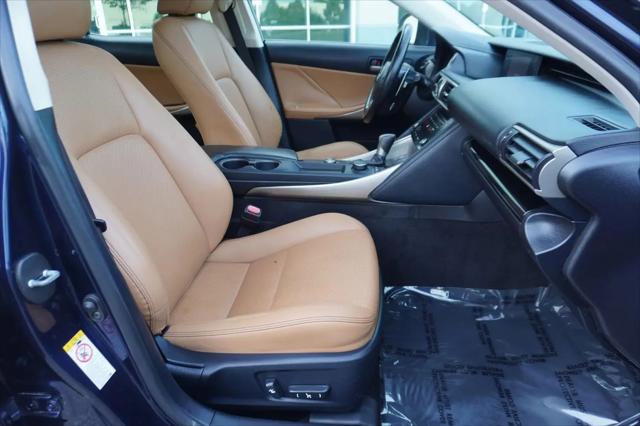 2017 Lexus IS 200t IS Turbo