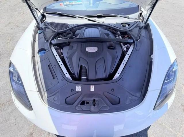 2017 Porsche Panamera 4