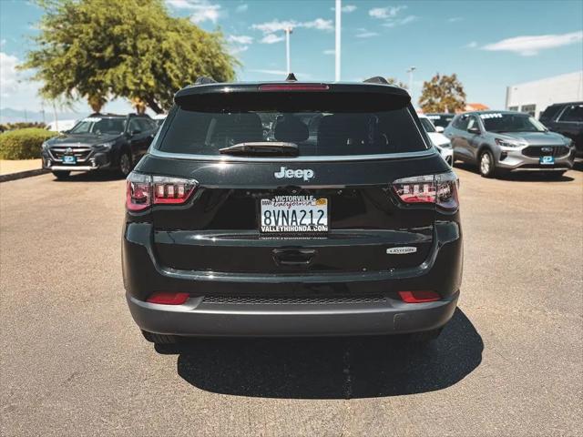 2021 Jeep Compass Latitude FWD