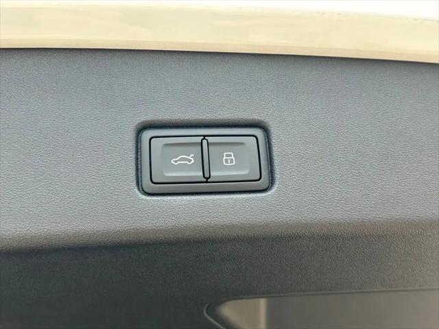 2023 Audi e-tron Premium Plus 50 quattro