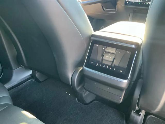 2022 Tesla Model X Dual Motor All-Wheel Drive