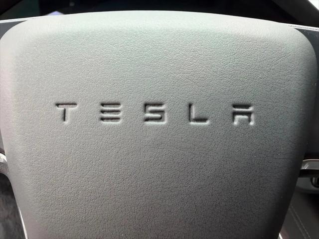 2023 Tesla Model S Standard Range