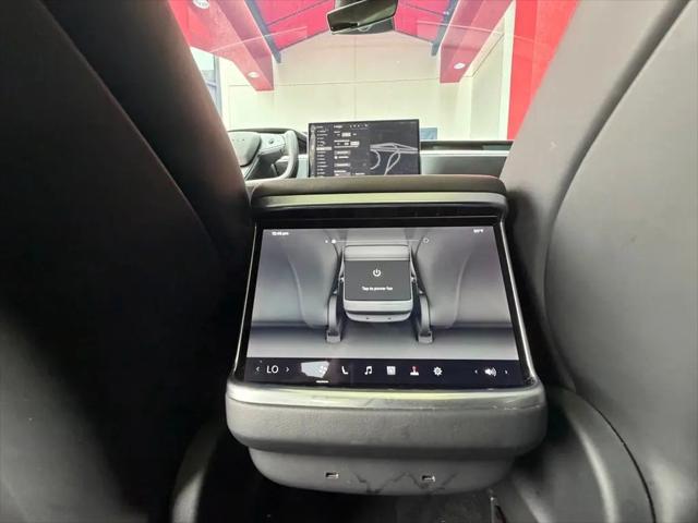 2023 Tesla Model S Standard Range