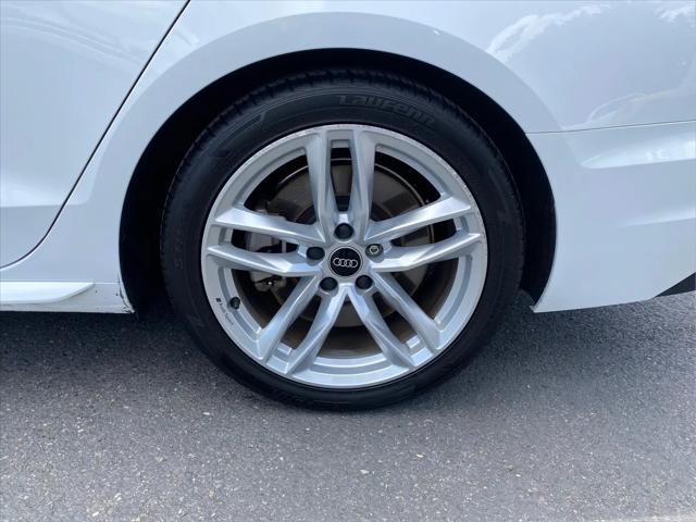 2024 Audi A4 Premium Plus 45 TFSI S line quattro S tronic