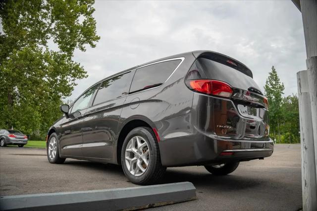2017 Chrysler Pacifica Touring Plus
