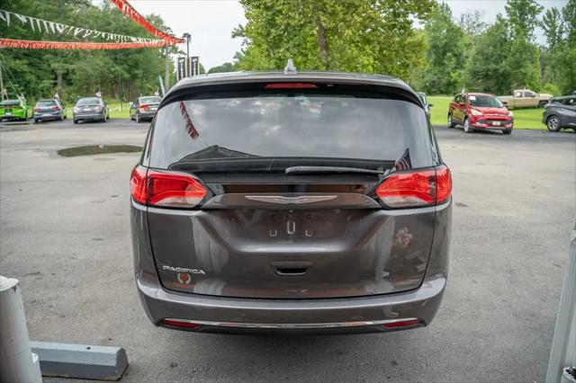 2017 Chrysler Pacifica Touring Plus