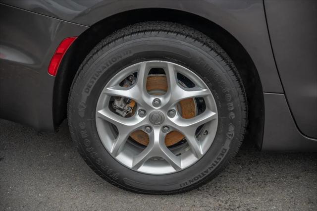 2017 Chrysler Pacifica Touring Plus