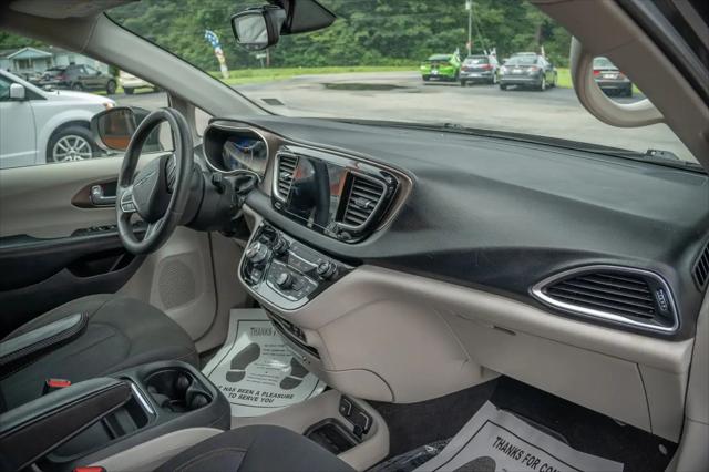 2017 Chrysler Pacifica Touring Plus