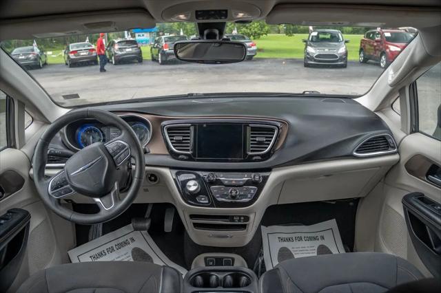 2017 Chrysler Pacifica Touring Plus