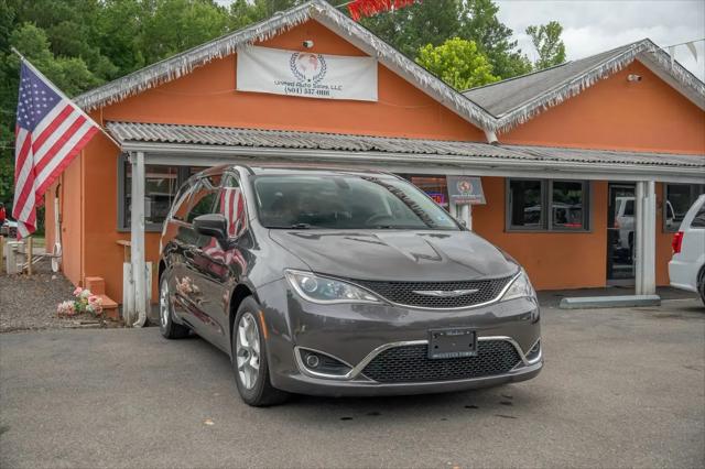 2017 Chrysler Pacifica Touring Plus