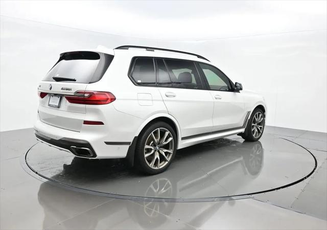 2021 BMW X7 M50i