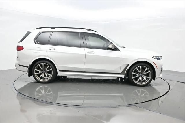 2021 BMW X7 M50i