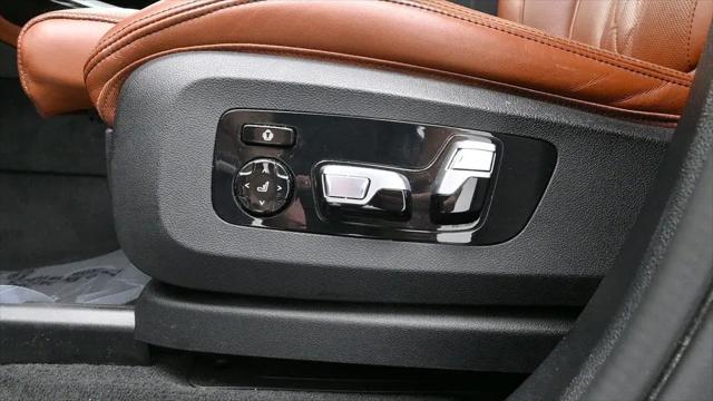 2021 BMW X7 M50i