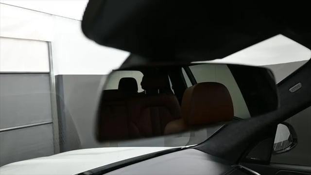 2021 BMW X7 M50i