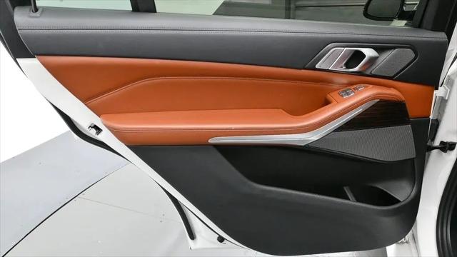 2021 BMW X7 M50i