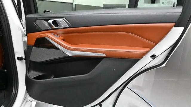 2021 BMW X7 M50i