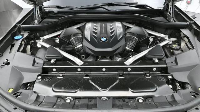 2021 BMW X7 M50i