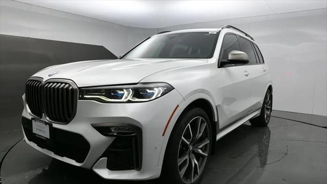 2021 BMW X7 M50i