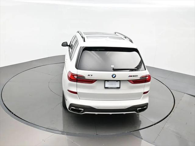 2021 BMW X7 M50i