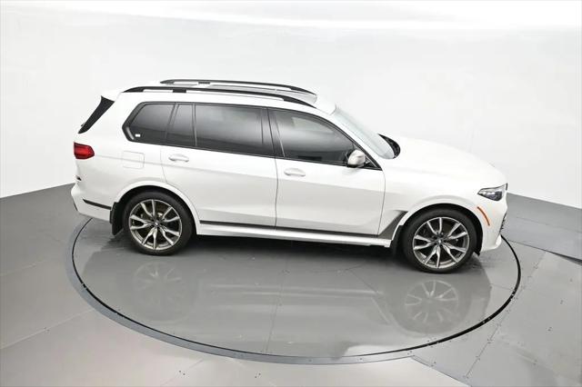 2021 BMW X7 M50i