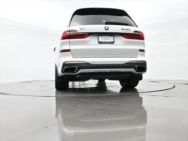 2021 BMW X7 M50i