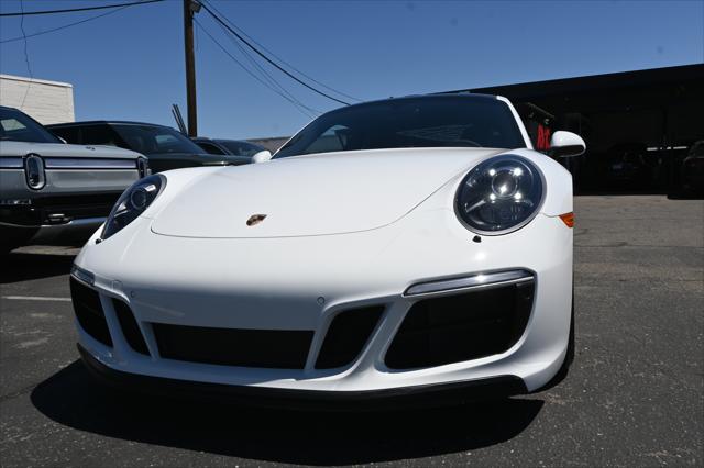 2018 Porsche 911 Carrera GTS