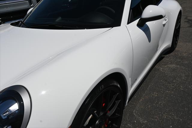 2018 Porsche 911 Carrera GTS