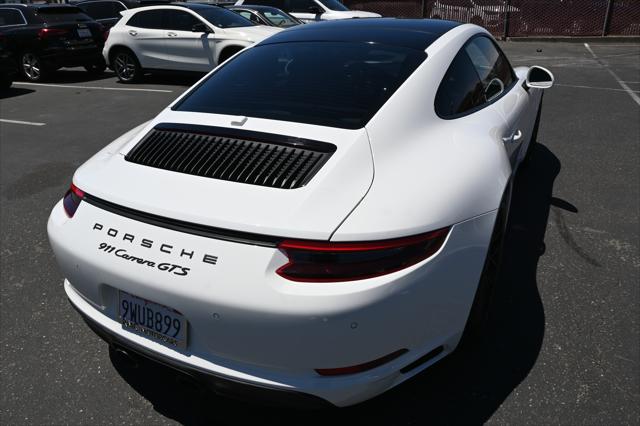 2018 Porsche 911 Carrera GTS
