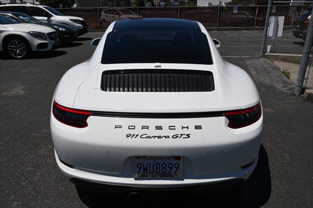 2018 Porsche 911 Carrera GTS