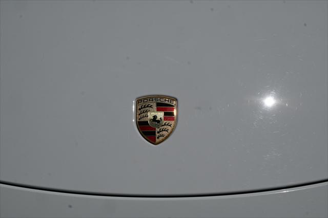 2018 Porsche 911 Carrera GTS