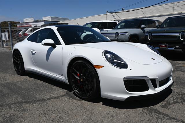 2018 Porsche 911 Carrera GTS