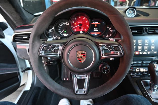 2018 Porsche 911 Carrera GTS