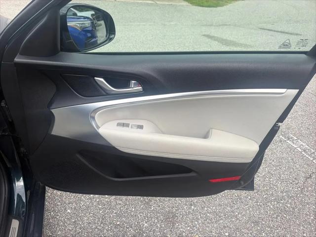 2025 Genesis G70 2.5T RWD