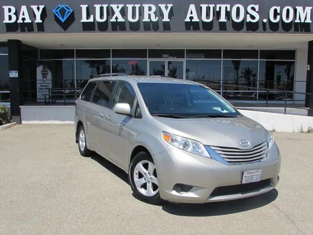 2017 Toyota Sienna LE 8 Passenger for sale in Dublin, CA