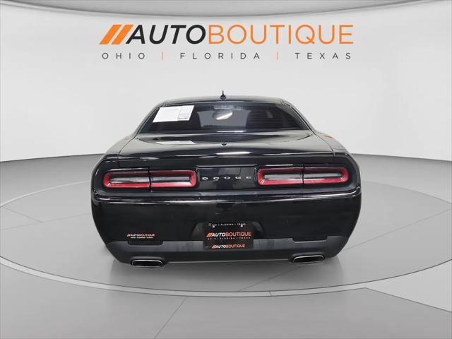 2016 Dodge Challenger SXT