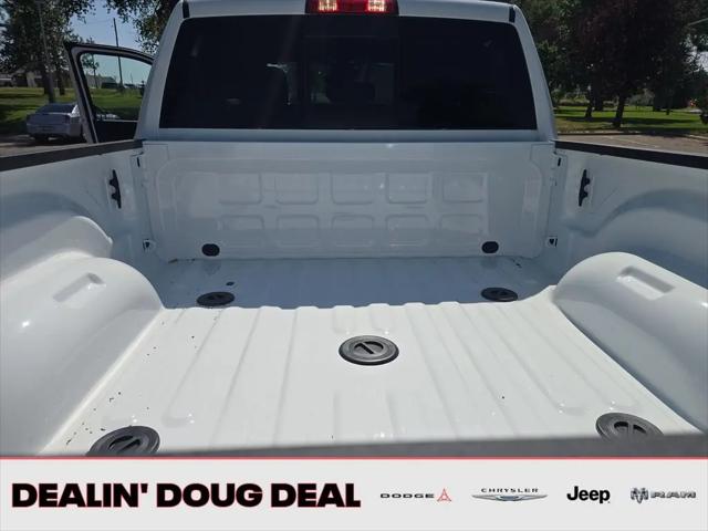 2026 Ram 2500 Black Express Crew Cab 4x4 64 Box