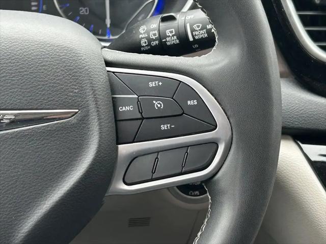 2023 Chrysler Voyager LX