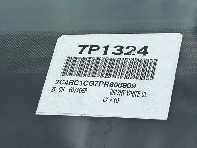 2023 Chrysler Voyager LX