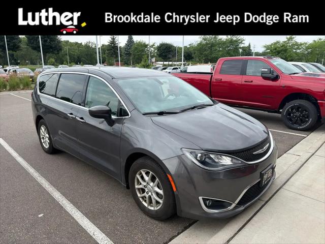 2017 Chrysler Pacifica Touring Plus for sale in Brooklyn Park, MN