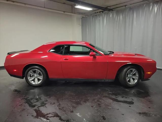2016 Dodge Challenger SXT