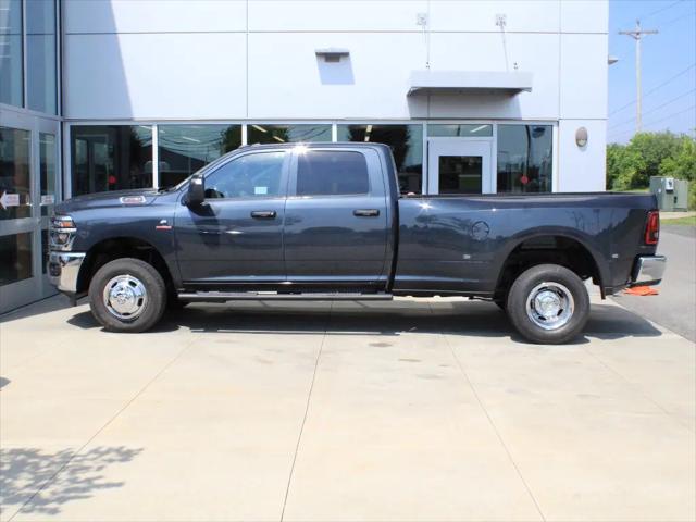 2026 Ram 3500 Tradesman Crew Cab 4x4 8 Box