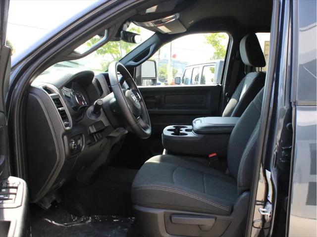 2026 Ram 3500 Tradesman Crew Cab 4x4 8 Box